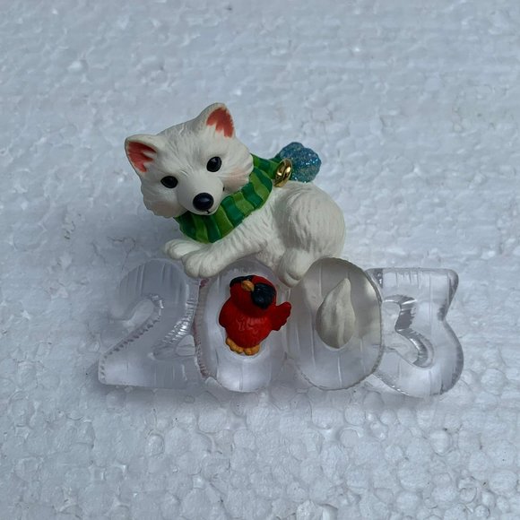 Cool Decade Fox Hallmark Keepsake Christmas Tree Ornament - 2003 - Picture 4 of 9
